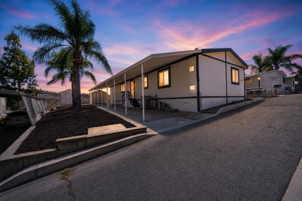 15181 Van Buren Boulevard 102, Riverside, CA 92504