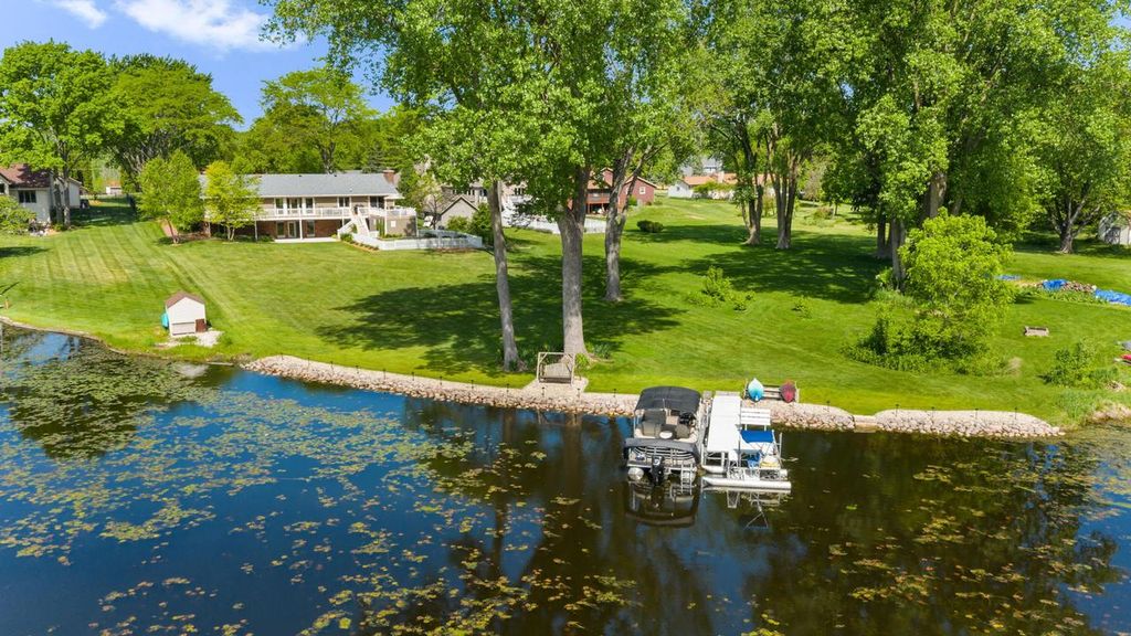 7539 W View DRIVE, Wind Lake, WI 53185