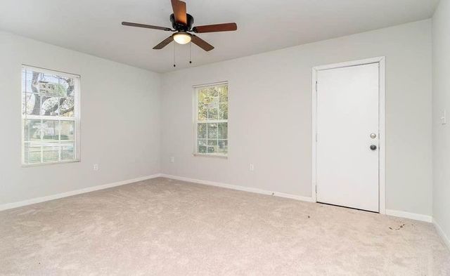 2003 W Bond Street, Denison, TX 75020