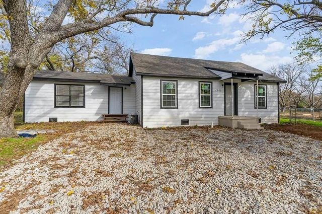 2003 W Bond Street, Denison, TX 75020