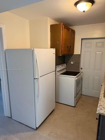 631 NW 17th Ave, Fort Lauderdale, FL 33311