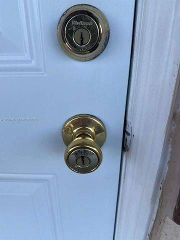 631 NW 17th Ave, Fort Lauderdale, FL 33311