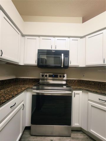 7865 CARRIAGE POINTE DRIVE, Gibsonton, FL 33534