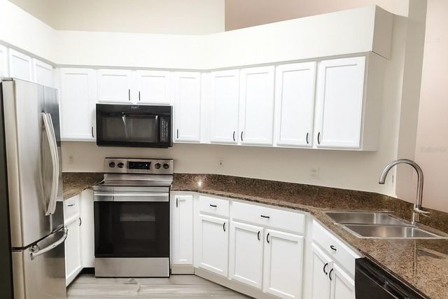 7865 CARRIAGE POINTE DRIVE, Gibsonton, FL 33534