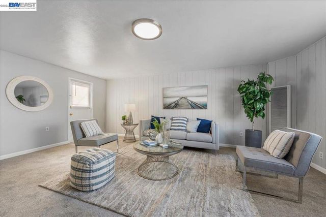 5447 Farina Ln, Fremont, CA 94538