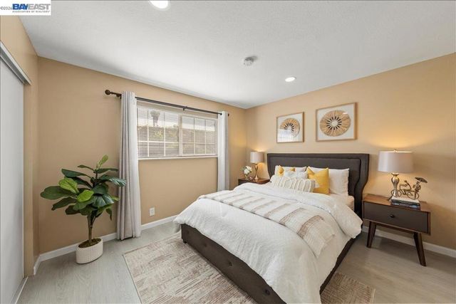 5447 Farina Ln, Fremont, CA 94538