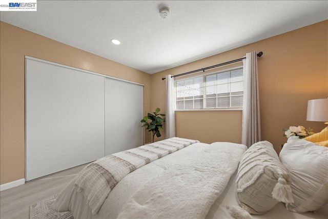 5447 Farina Ln, Fremont, CA 94538