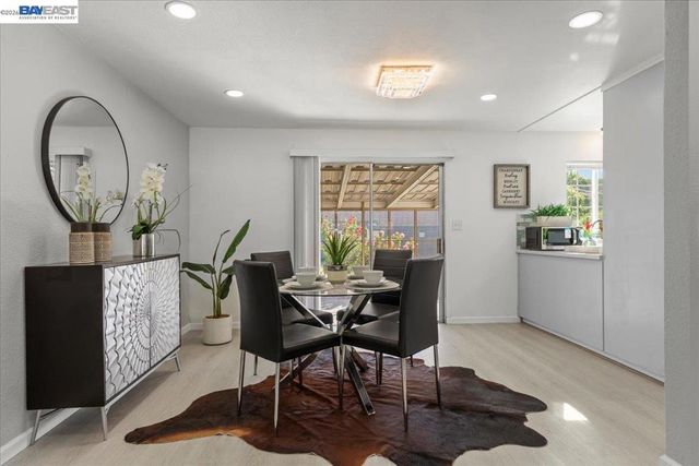 5447 Farina Ln, Fremont, CA 94538