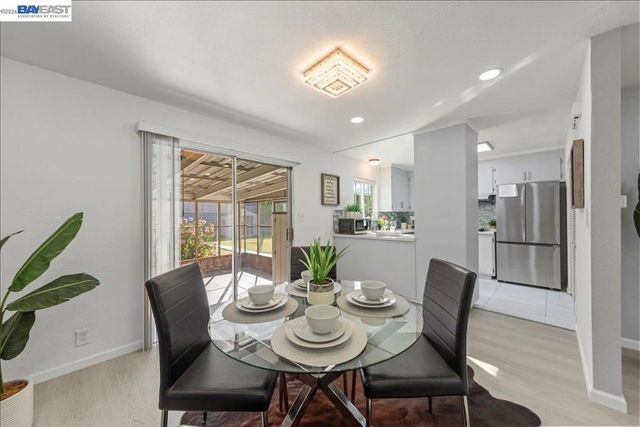 5447 Farina Ln, Fremont, CA 94538