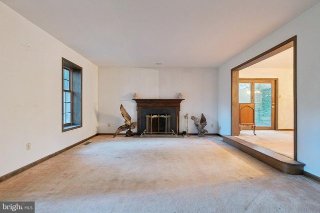 200 PHEASANT RUN RD, West Chester, PA 19380