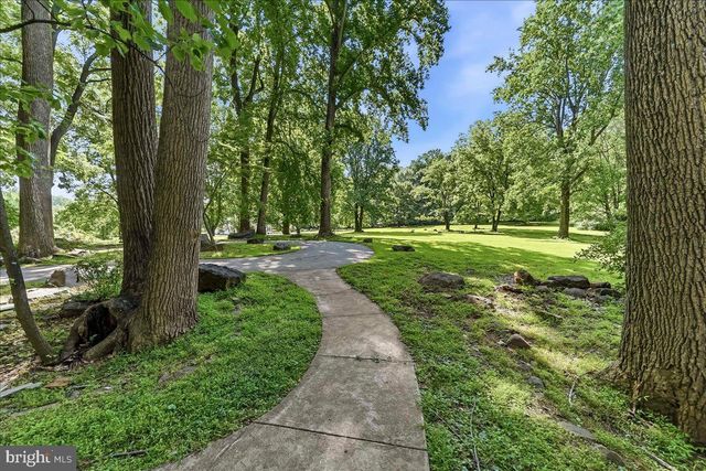200 PHEASANT RUN RD, West Chester, PA 19380