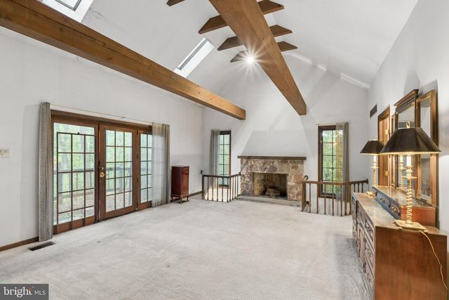 200 PHEASANT RUN RD, West Chester, PA 19380