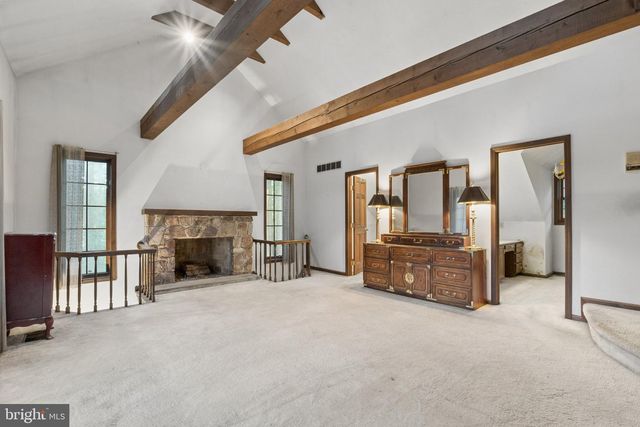 200 PHEASANT RUN RD, West Chester, PA 19380