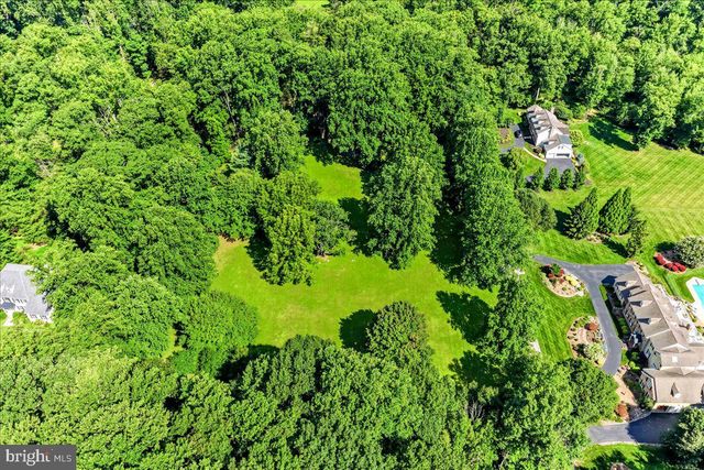 200 PHEASANT RUN RD, West Chester, PA 19380