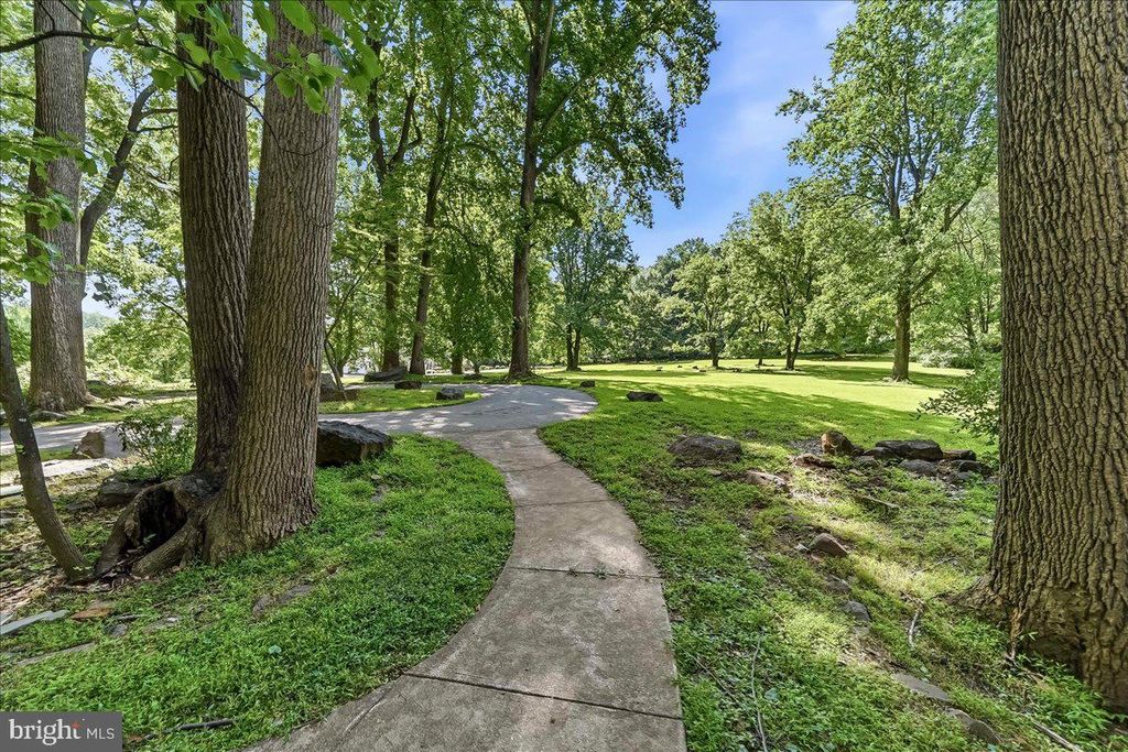 200 PHEASANT RUN RD, WEST CHESTER, PA 19380 — photo 4