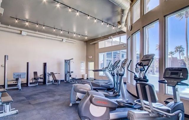 5080 Indian River Drive 400, Las Vegas, NV 89103