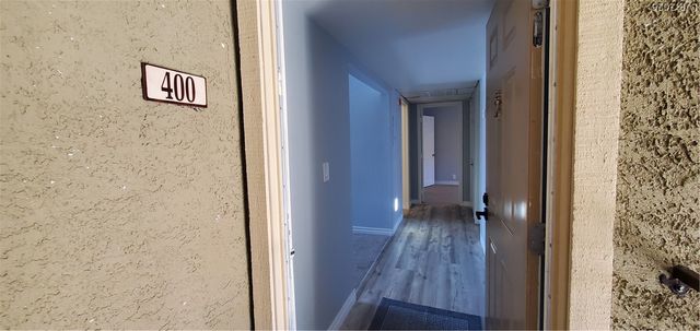 5080 Indian River Drive 400, Las Vegas, NV 89103