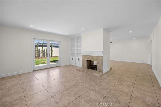 831 E Hoover, Orange, CA 92867