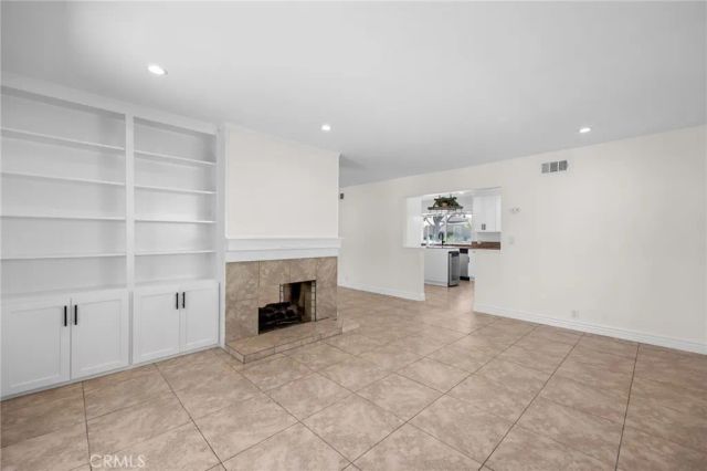 831 E Hoover, Orange, CA 92867