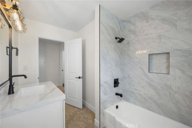 831 E Hoover, Orange, CA 92867