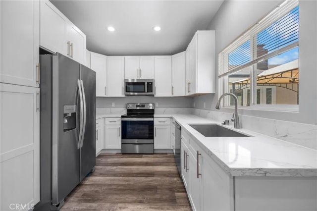 831 E Hoover, Orange, CA 92867
