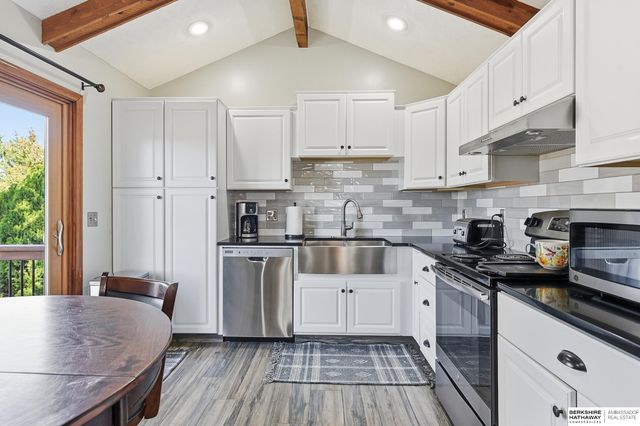 6316 S 109th Street, Omaha, NE 68137