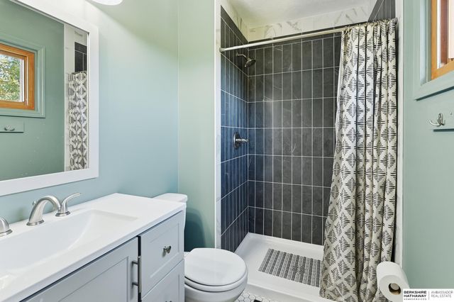 6316 S 109th Street, Omaha, NE 68137