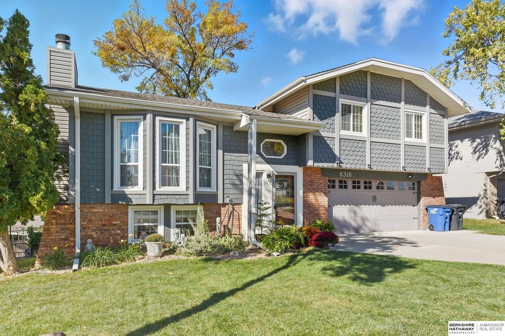 6316 S 109th Street, Omaha, NE 68137