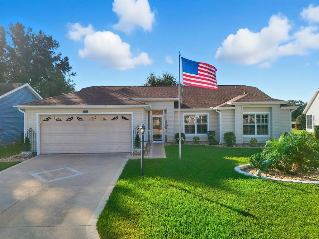 25233 LOST OAK CIRCLE, Leesburg, FL 34748