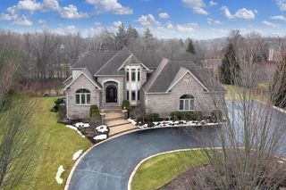 10 Carnoustie Lane, Inverness, IL 60067