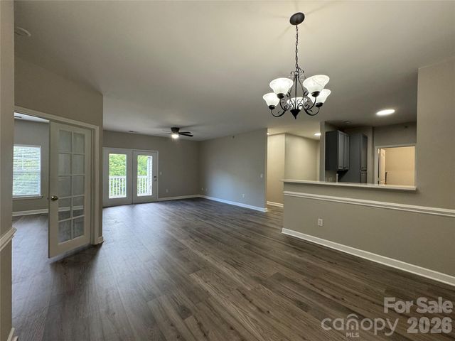 10676 Hill Point Court, Charlotte, NC 28262