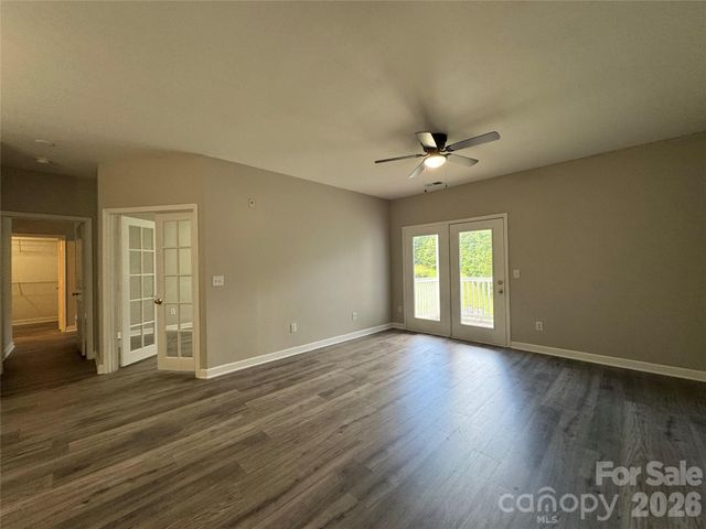 10676 Hill Point Court, Charlotte, NC 28262