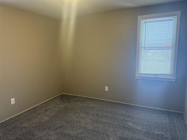 21819 Shakespeare Avenue, Eastpointe, MI 48021