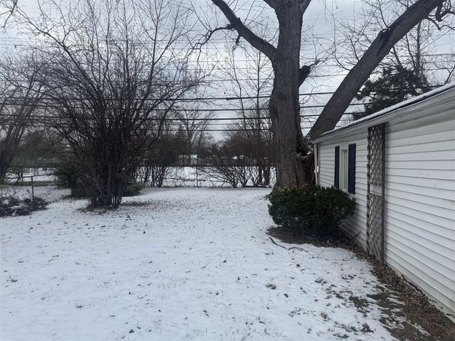 21819 Shakespeare Avenue, Eastpointe, MI 48021