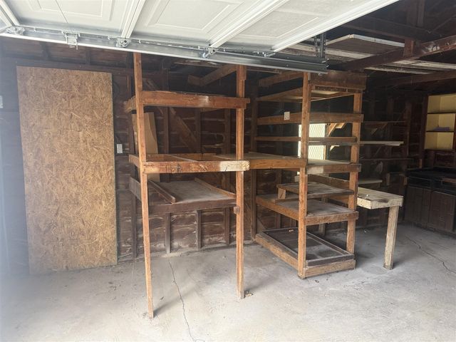 21819 Shakespeare Avenue, Eastpointe, MI 48021