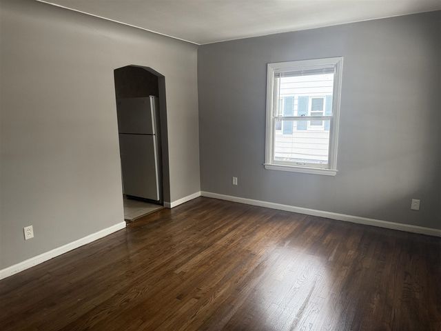 21819 Shakespeare Avenue, Eastpointe, MI 48021