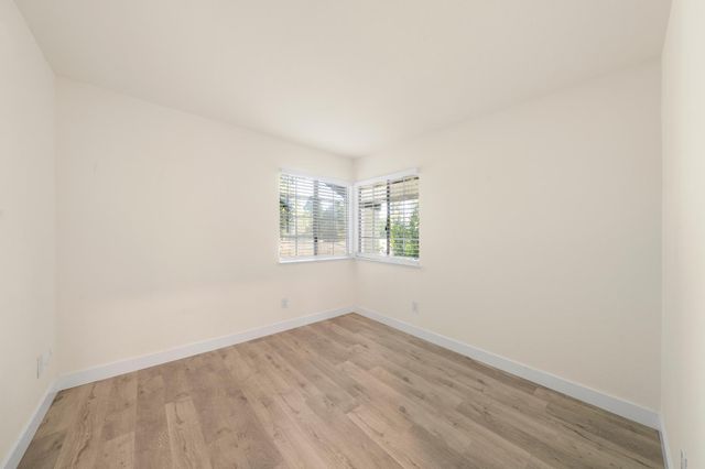 1375 Senida Way, Sacramento, CA 95833