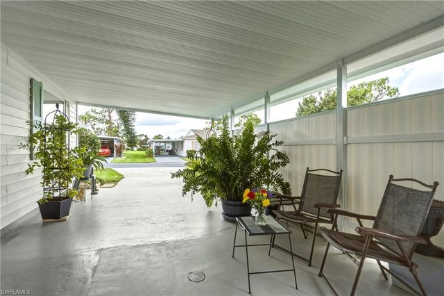 39 Desert Candle CIR, Lehigh Acres, FL 33936