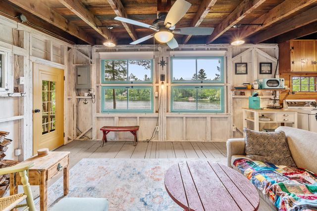 52 Lewin Road, Enfield, NH 03748