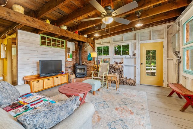 52 Lewin Road, Enfield, NH 03748