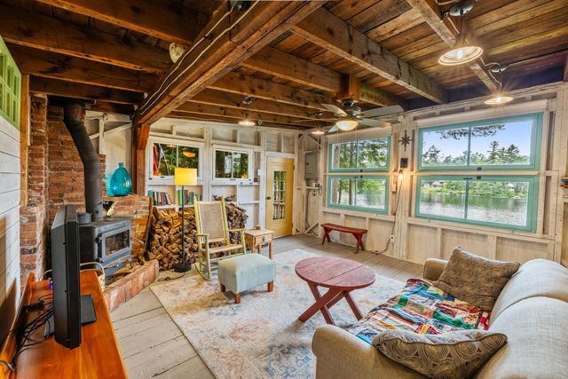52 Lewin Road, Enfield, NH 03748