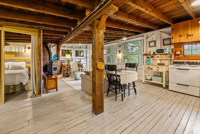 52 Lewin Road, Enfield, NH 03748