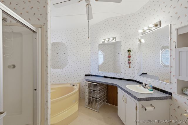 117525 S 4209 Road, Eufaula, OK 74432