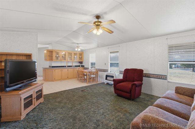 117525 S 4209 Road, Eufaula, OK 74432