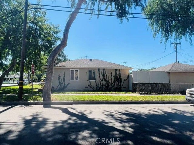 401 S Gilbert, Fullerton, CA 92833