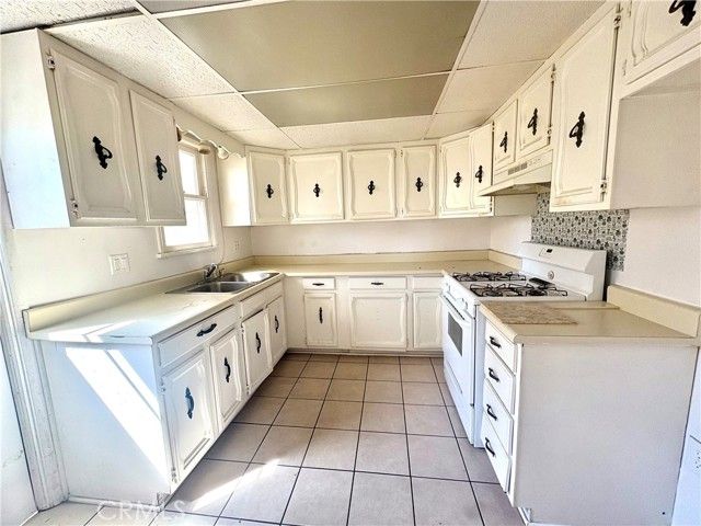 401 S Gilbert, Fullerton, CA 92833