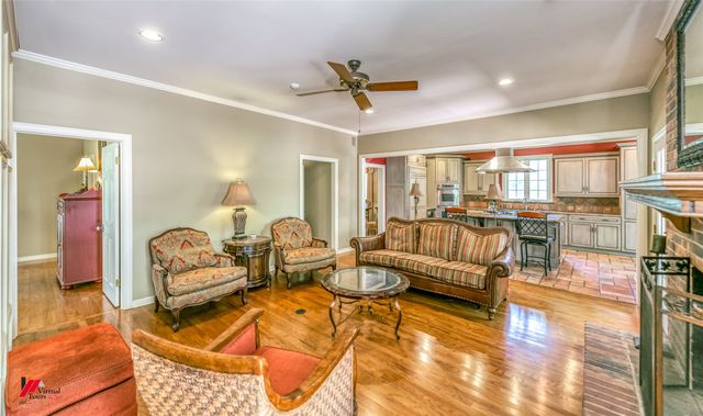 3909 Creswell Avenue, Shreveport, LA 71106