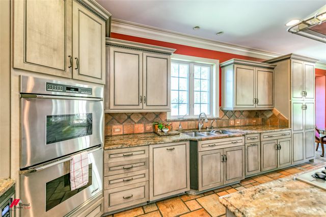 3909 Creswell Avenue, Shreveport, LA 71106