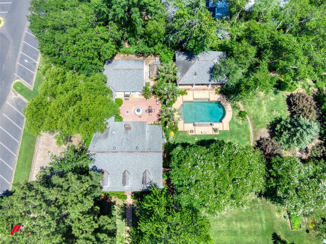 3909 Creswell Avenue, Shreveport, LA 71106