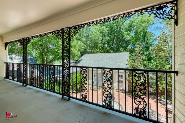 3909 Creswell Avenue, Shreveport, LA 71106